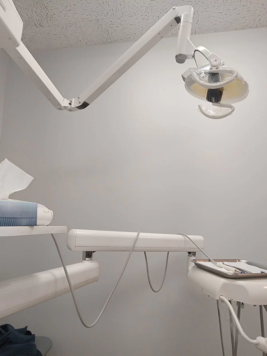 Dental Arts Studio Picture 2