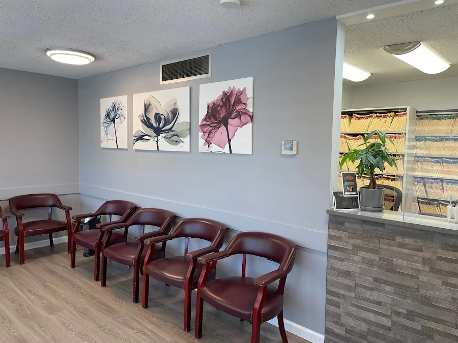 Dental Arts Studio Picture 1