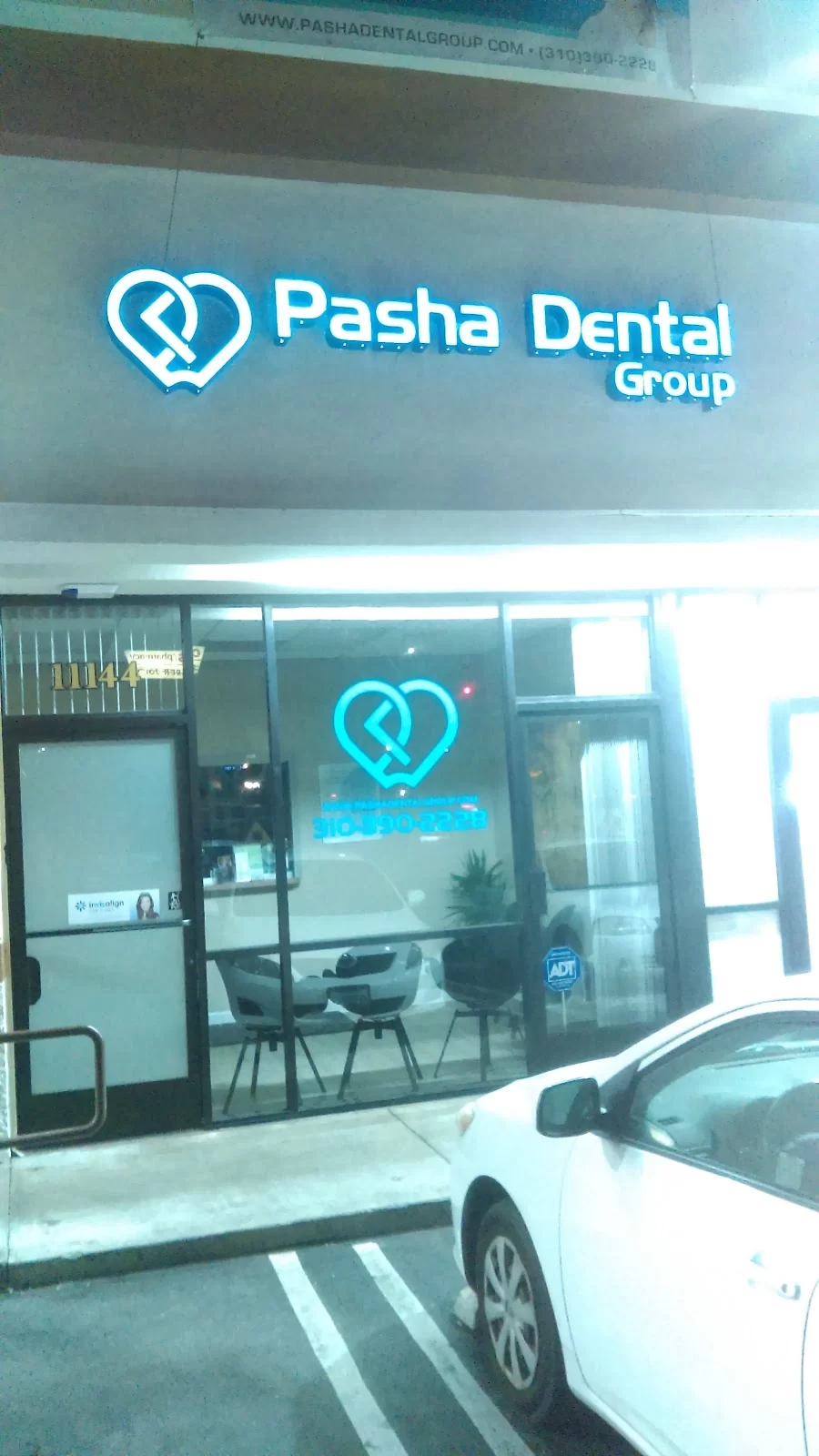 Pasha Dental Group Los Angeles - Dr. Nazli Majd Picture 3