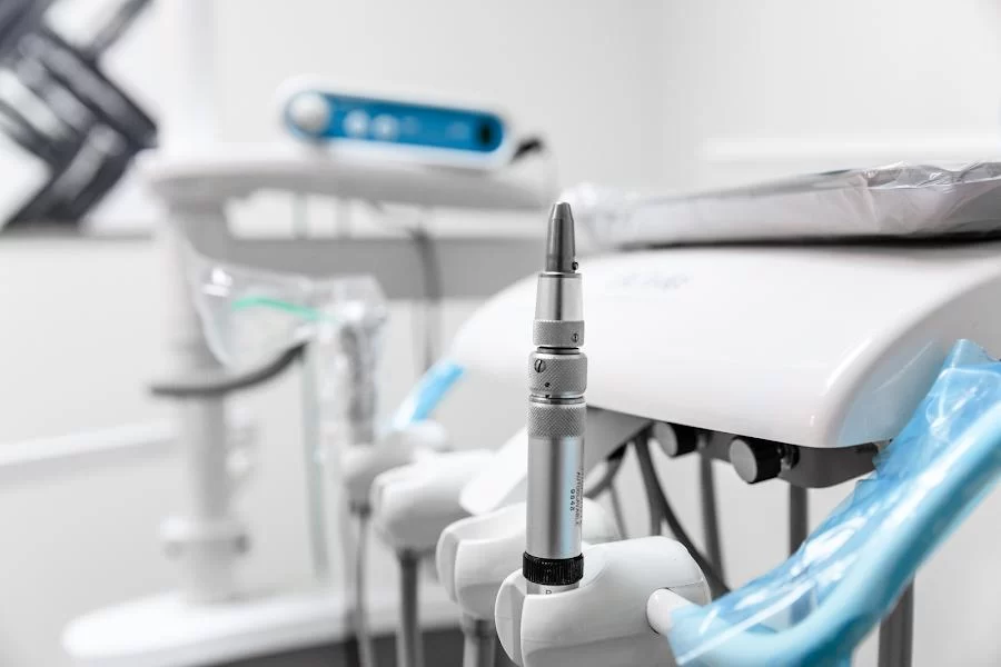 Pasha Dental Group Los Angeles - Dr. Nazli Majd Picture 5