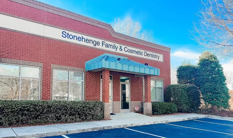 Stonehenge Family & Cosmetic Dentistry: Cynthia Elderkin, DDS Picture 5