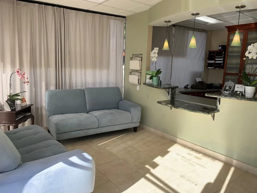 California Dental Care - West LA Picture 2