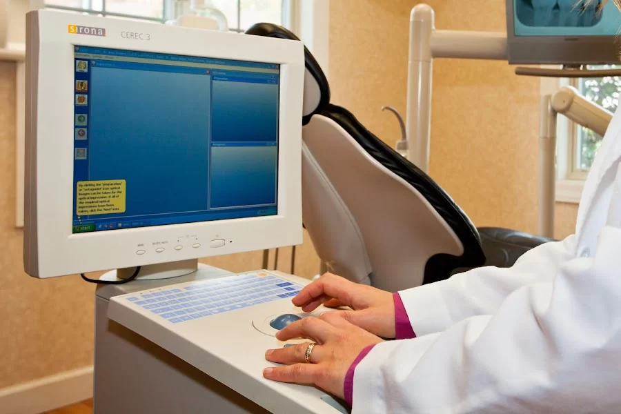 Dedicated Modern Dentistry : Agnieszka Bara DMD MAGD Picture 3