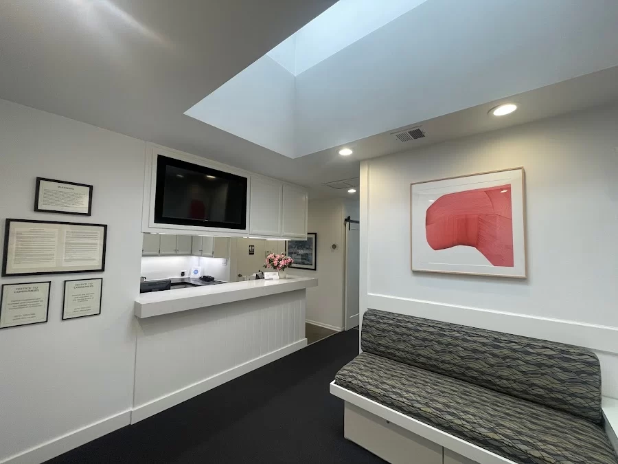 Jonathan Ochi, DDS Picture 1