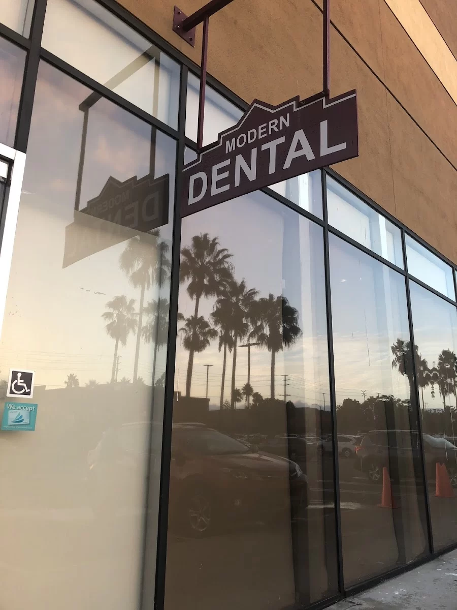 Modern Dental Picture 3