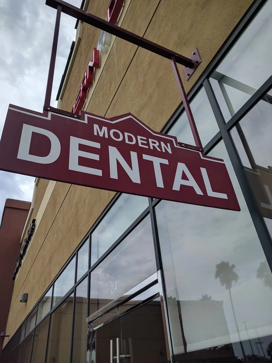 Modern Dental Picture 2