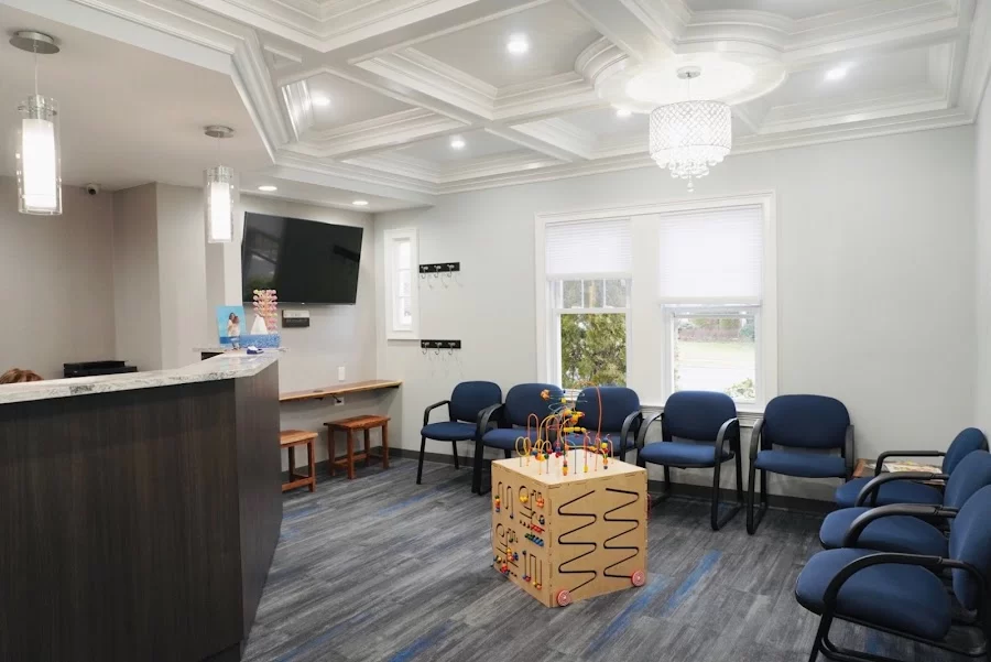 Academy Dental Care Picture 2