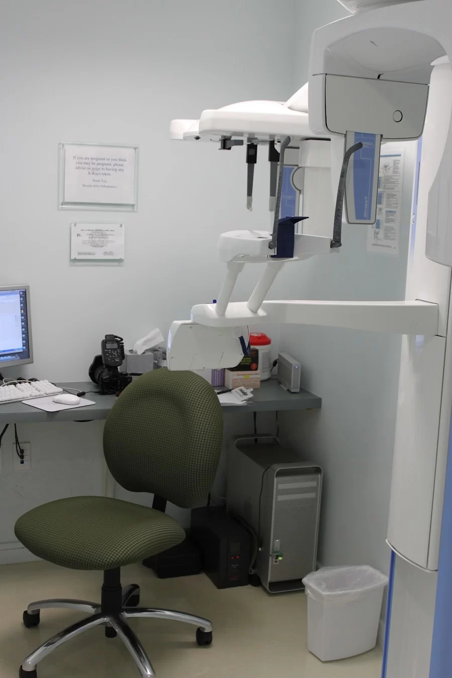 Beverly Hills Orthodontics Picture 8