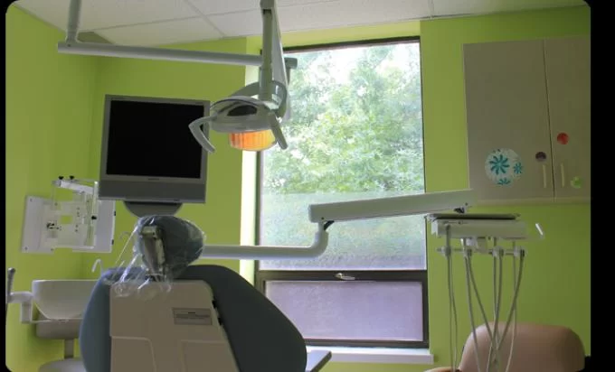 Dr Sezer Olcay , Holmdel Orthodontics Picture 3