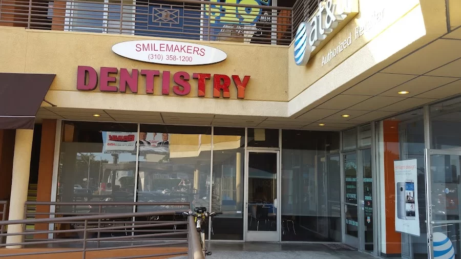 Smile Makers Picture 3
