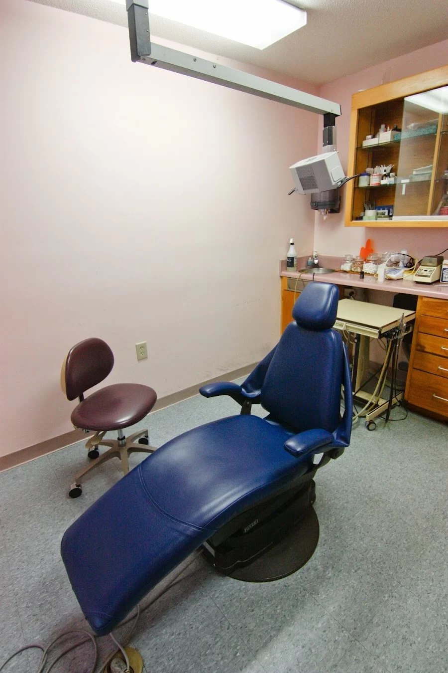 Quyen Chang Family Dentistry: Quyen Chang, DDS, Timothy Chang, DDS Picture 10