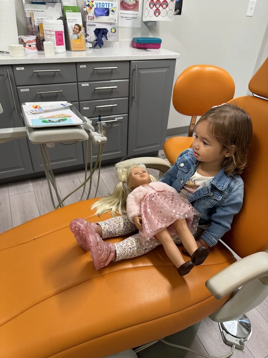 Children's Dental Care - Pediatric Dentist Picture 9