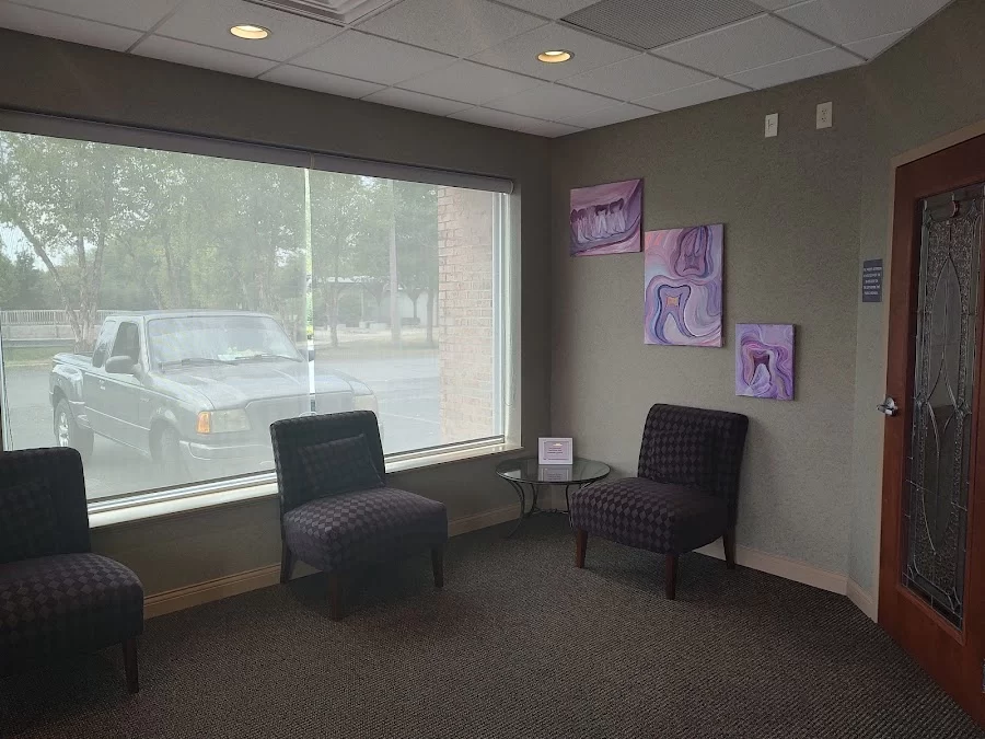 Endodontic Associates Picture 5