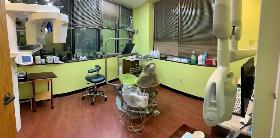 Cary Lee Family Dentistry - Dr. Jae S. Lee DDS, PA Picture 2