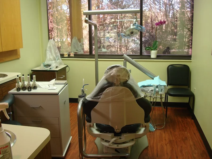Cary Lee Family Dentistry - Dr. Jae S. Lee DDS, PA Picture 4