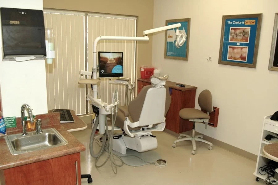 Yorba Linda Smiles Dentistry and Orthodontics Picture 3