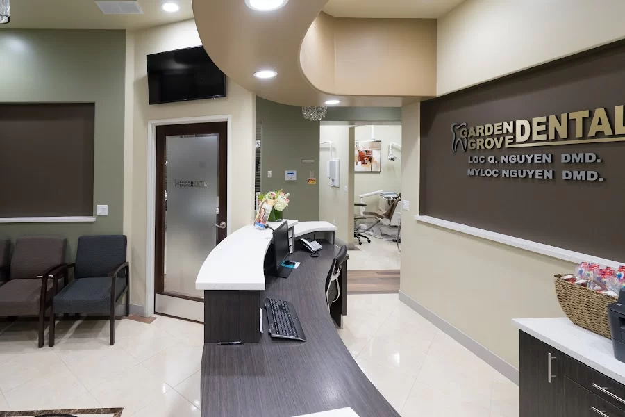 GARDEN GROVE DENTAL - Loc Q Nguyen, DMD. Picture 3