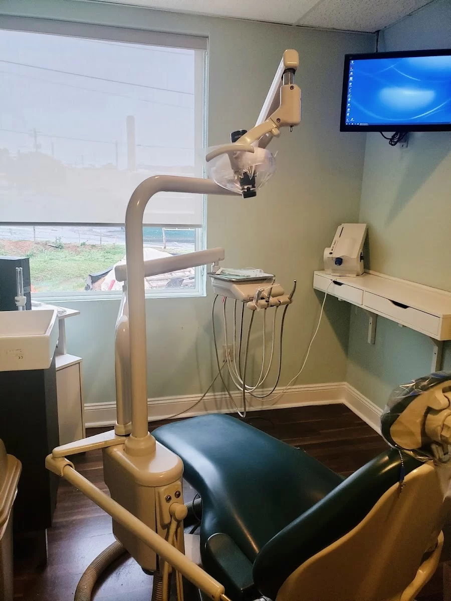 Plus One Dental Associates: Geiger Gina L DDS Picture 3