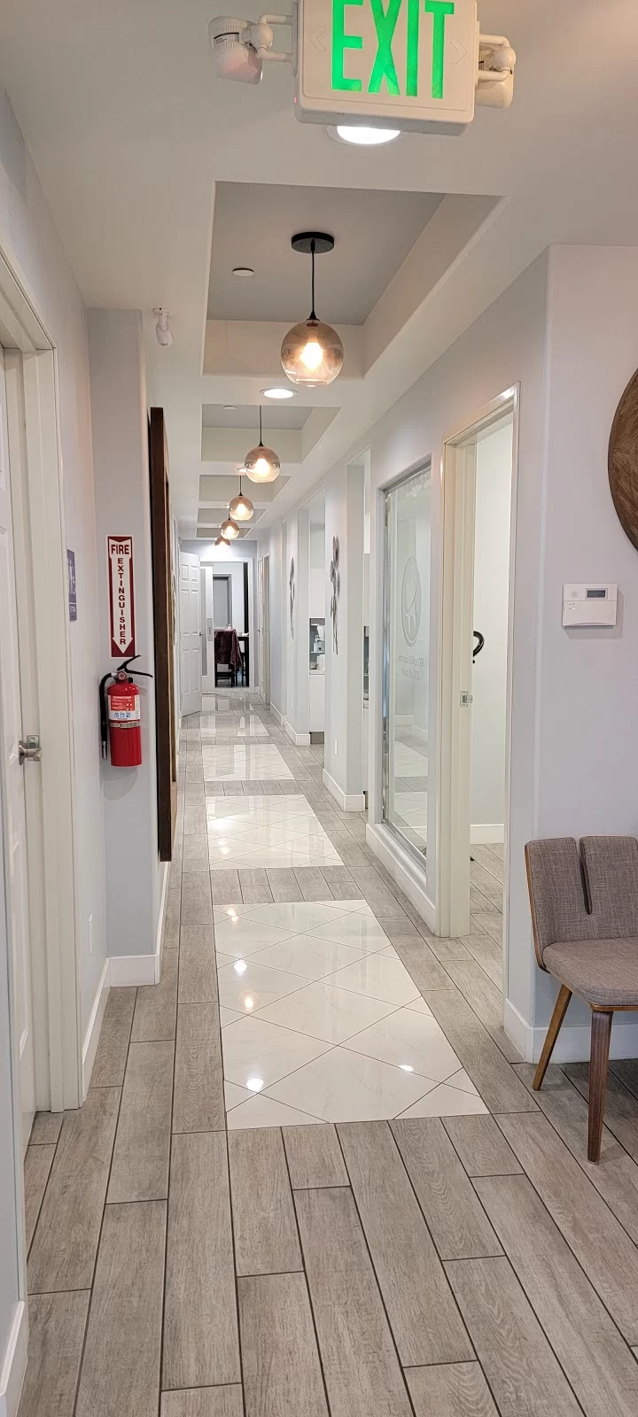Center Plaza Dentistry Picture 5