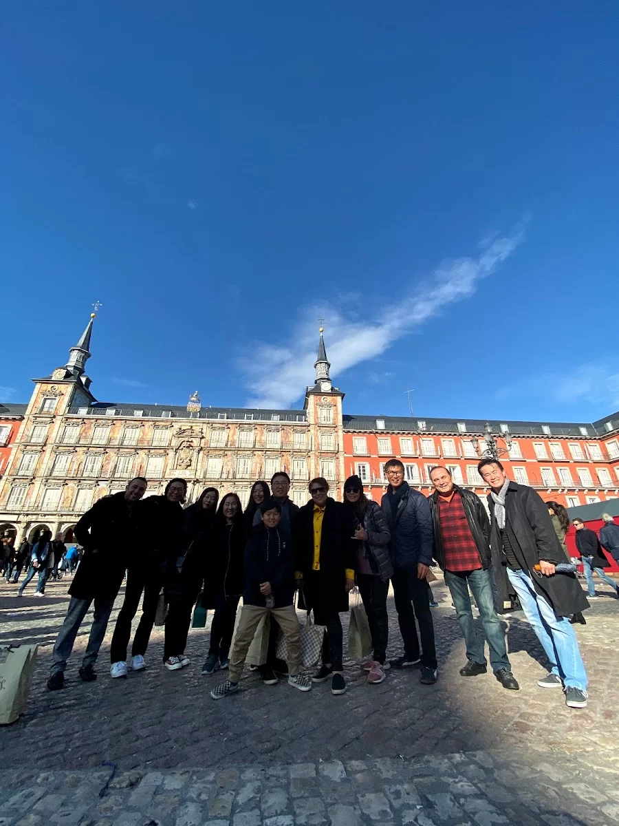 Global Dental Implant Academy Picture 7