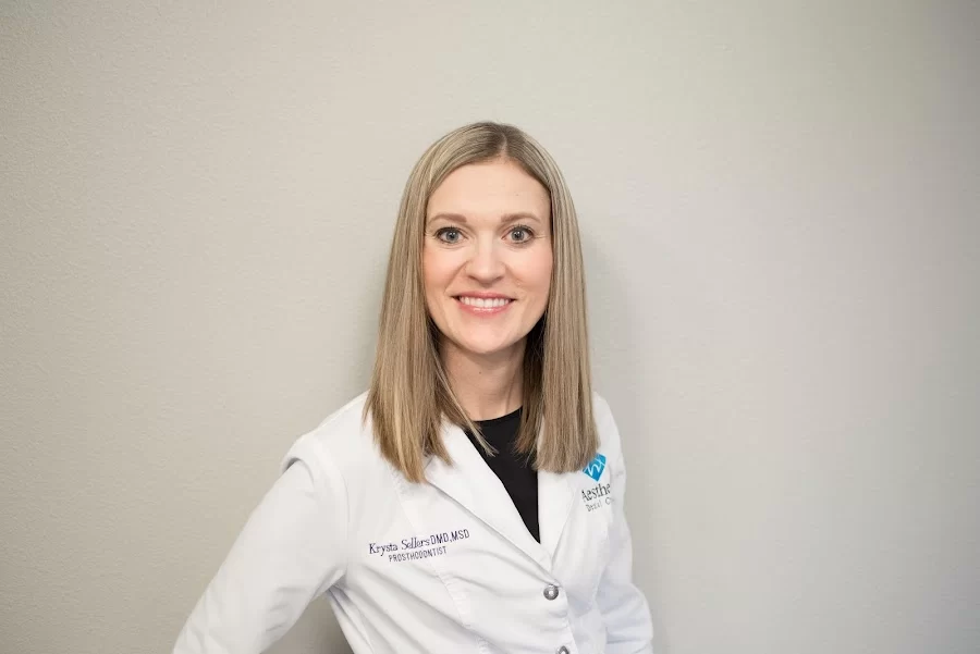 Aesthetic Dental Center Picture 5