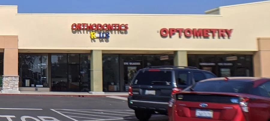 Orthodontics R Us, Lillian Ho, DDS Picture 1