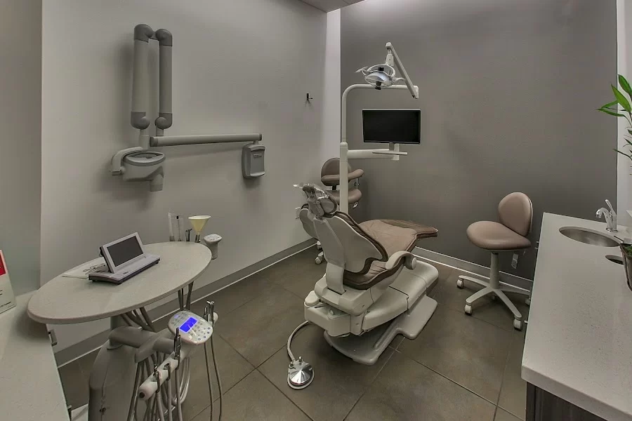 Brentwood Dentistry Picture 2