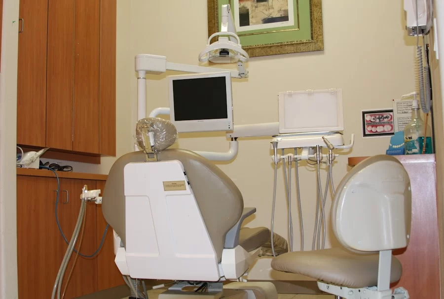 Dr. Frank P. Pham, DDS Picture 1