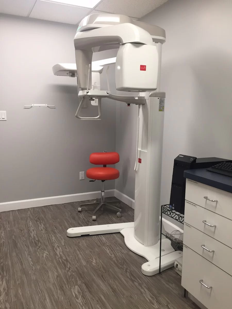 Firouz Orthodontics Picture 9