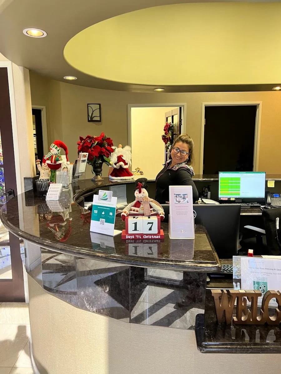 Santa Rosa Dental Office - Prosthodontics Picture 7