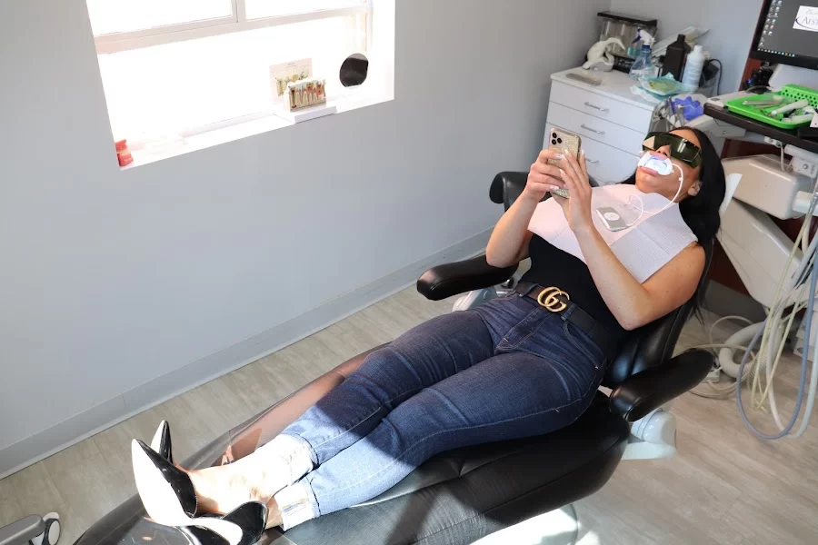 Beverly Hills Aesthetic Dentistry Picture 3