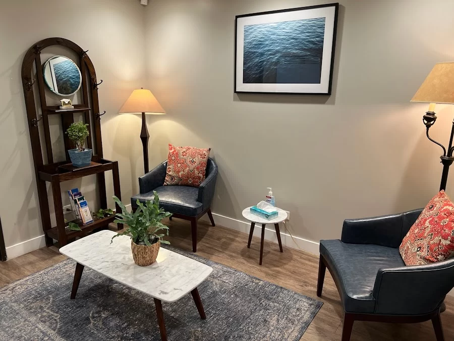 Brentwood Endodontist - Alexander Hakim DMD Picture 3