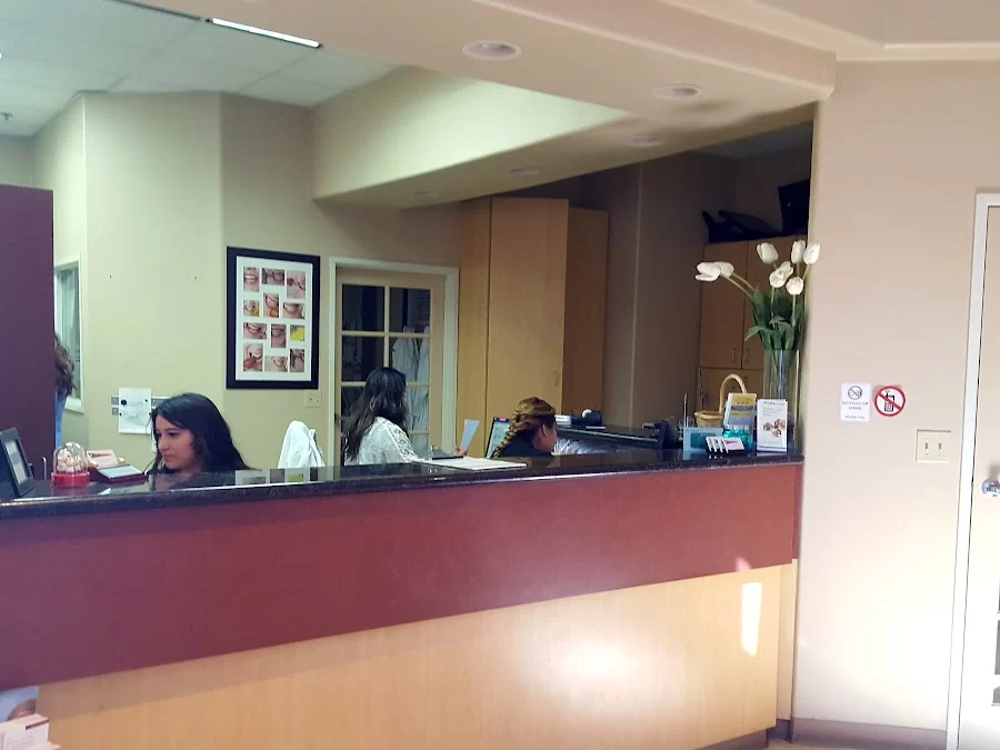 LONG BEACH TOTAL DENTAL CARE Picture 4