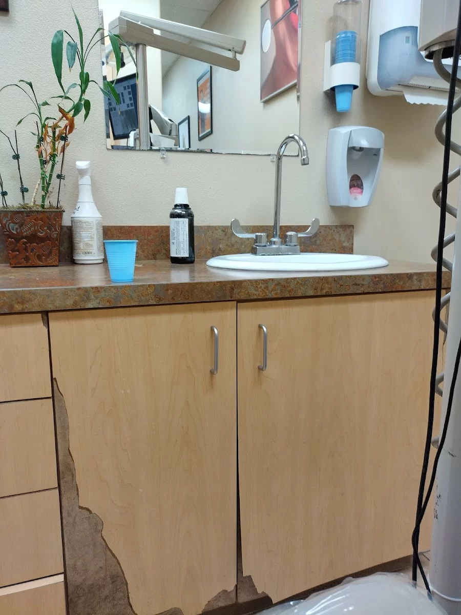 LONG BEACH TOTAL DENTAL CARE Picture 10