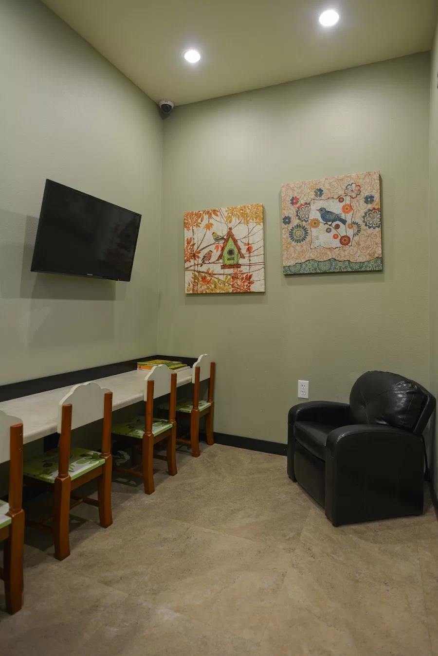 Leila Zamiri DDS - 10th Street Picture 9
