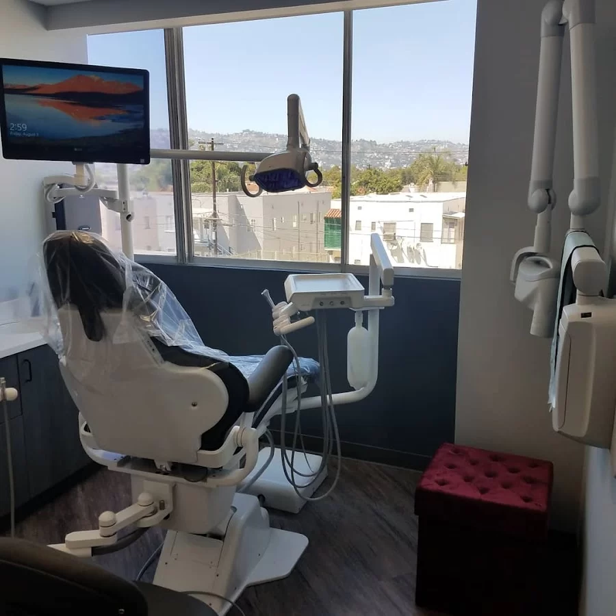 Derrick L. Thompson DDS Picture 3