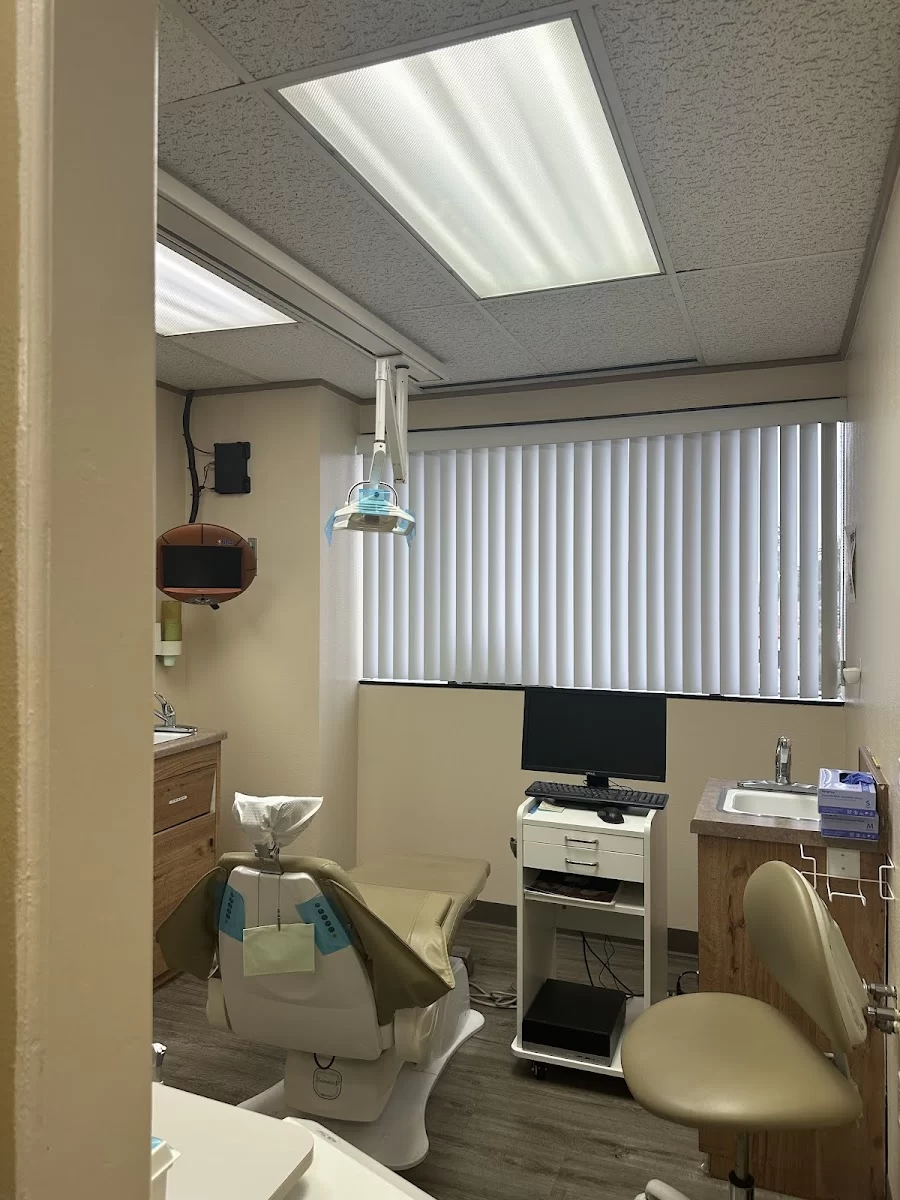 Beverly Drive Dental Care Picture 7