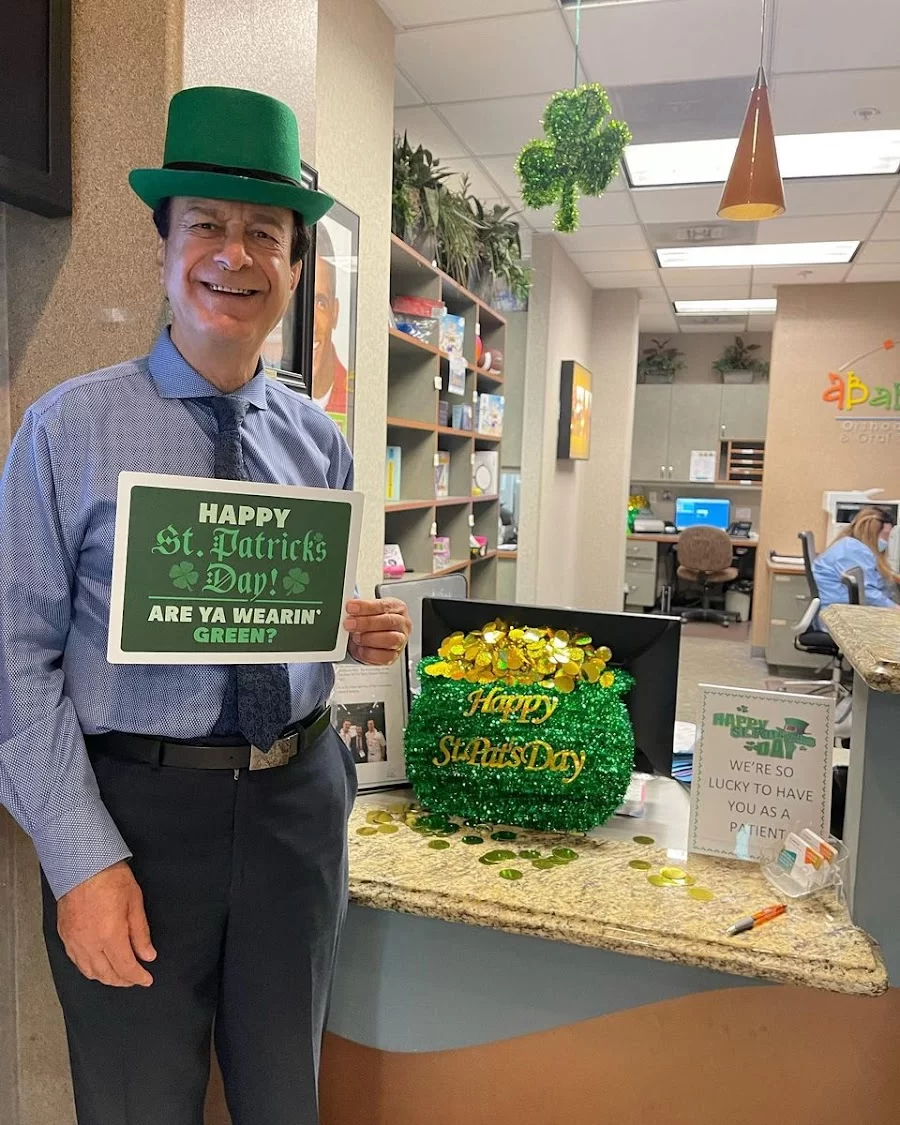 Abari Orthodontics and Oral Surgery - San Dimas Picture 8