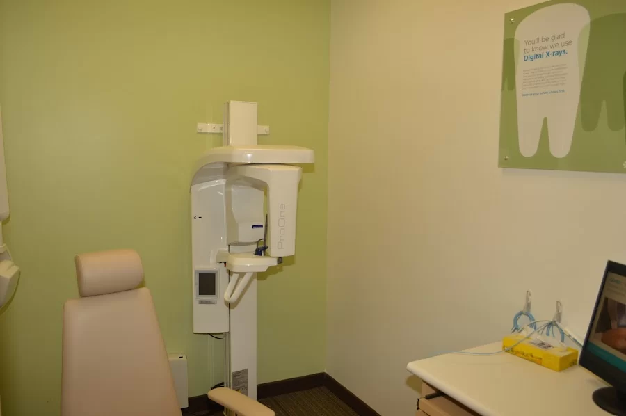Long Beach Smiles Dentistry Picture 1