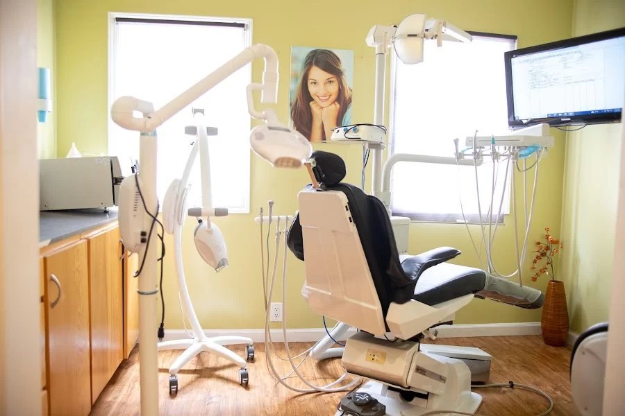 A Briter Smile dental group Picture 4