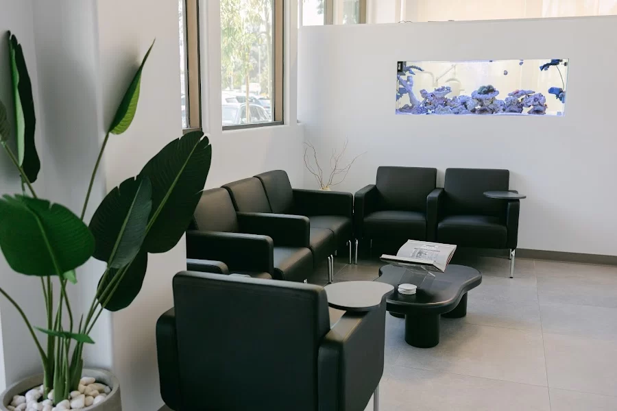 Mid-Valley Dental Care Picture 3