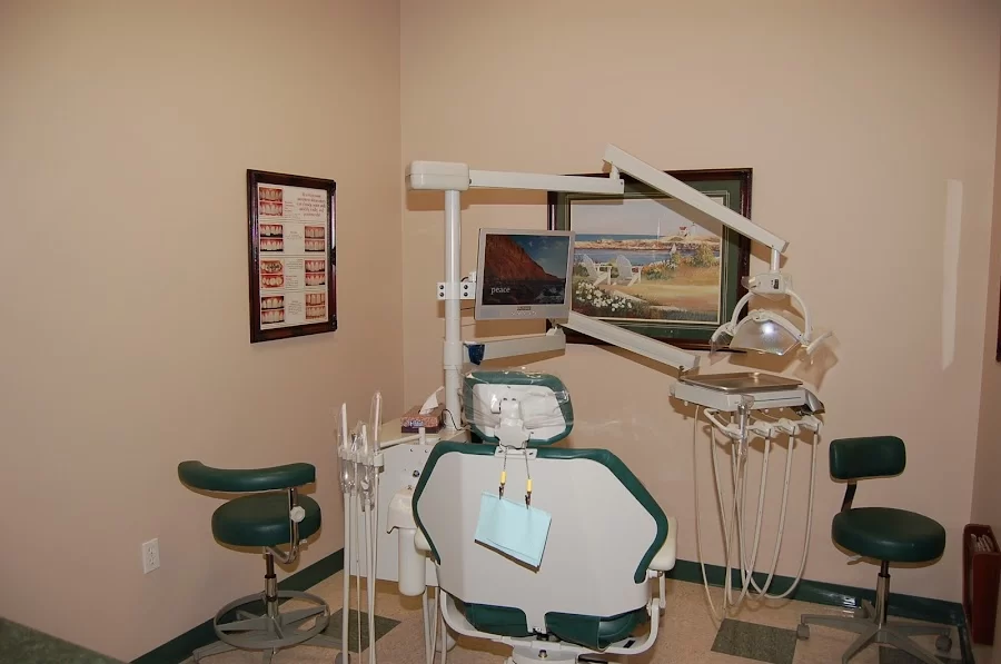 Platt Village Dental Group and Orthodontics Picture 5