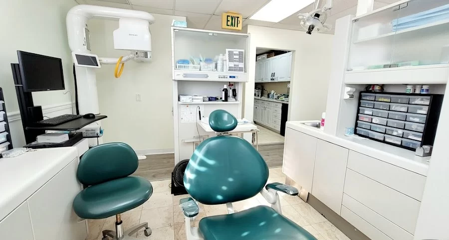 Oliver Cruz, DDS Picture 2