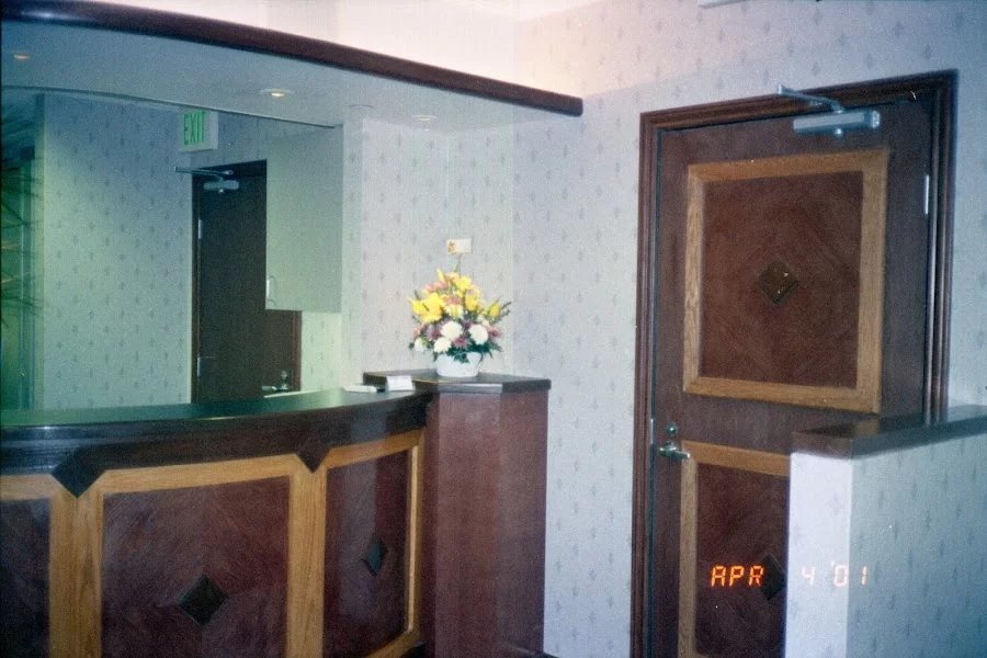 Dr. Ronald Koslowski, D.D.S., F.A.C.P. Picture 5