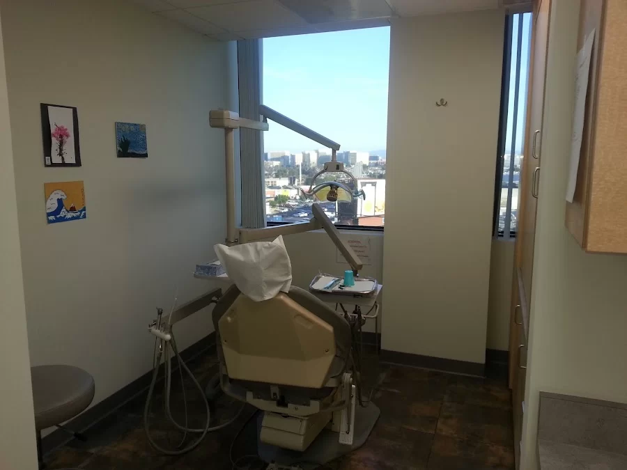 Claire L. Ho, DDS Picture 4