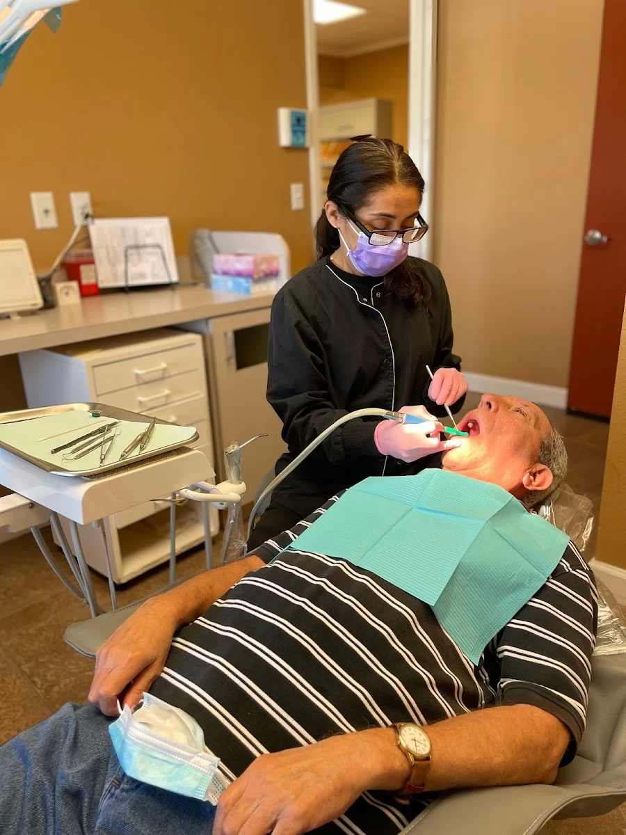 Kind Kissimmee Dentist Picture 10