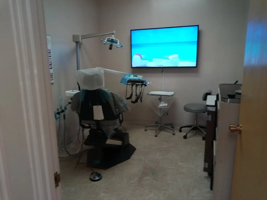 North Hills Dental Center Picture 1