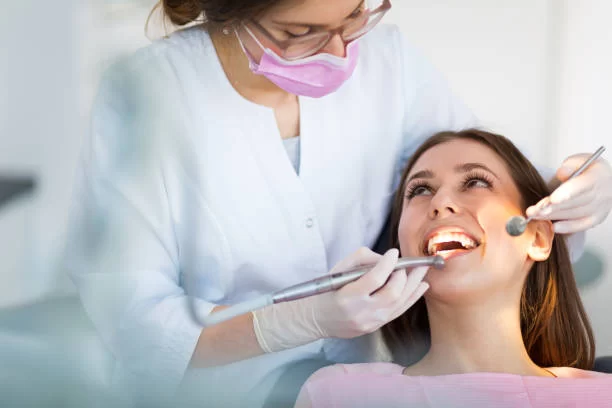 Tarzana Dental Center Picture 2