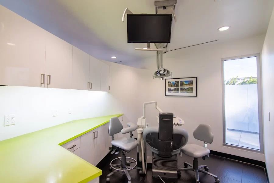 Dr. Steven W. Huang, DDS Picture 6