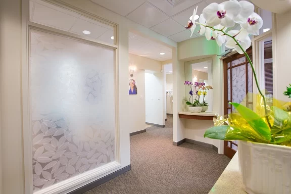 Manoa Dental Picture 4